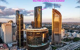 Queens Wharf Diamond Level 60, Sleep 5, 1 Carpark